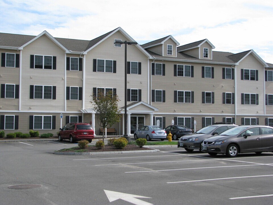 50 Sentinel Court in Manchester, NH - Building Photo