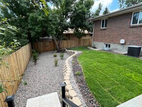 1180 S Depew St, Unit Whole home in Lakewood, CO - Foto de edificio - Building Photo