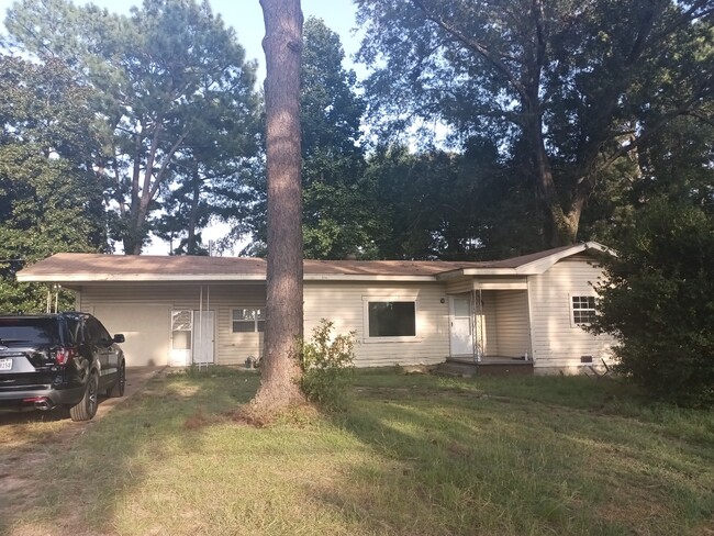 property at 6905 US-59