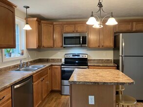 96 Green Farm Rd in New Ipswich, NH - Building Photo - Building Photo