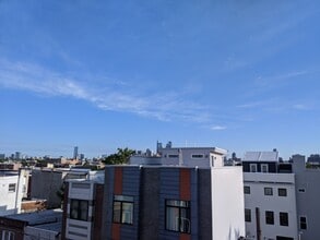 624 Dudley St in Philadelphia, PA - Foto de edificio - Building Photo