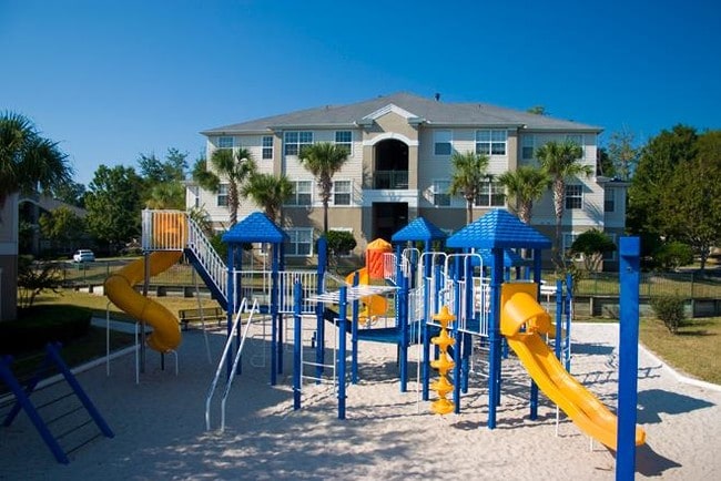 Willow Lake in Apopka, FL - Building Photo - Building Photo