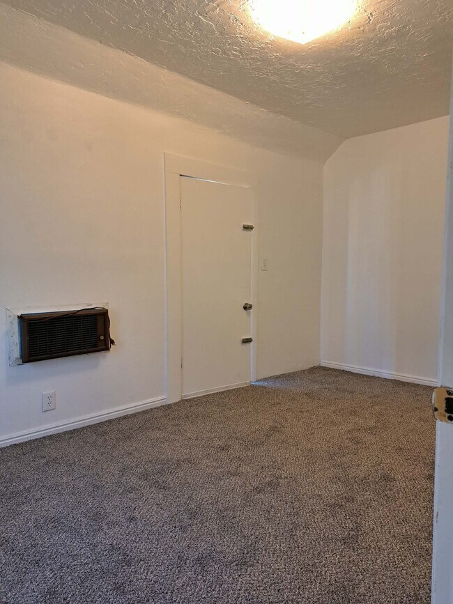 property at 3278 Ogden Ave