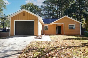 2455 Landington Way NW in Duluth, GA - Building Photo