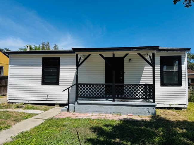 property at 4818 Hamlett Dr