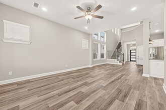 23754 Pullin Market Dr in Richmond, TX - Foto de edificio - Building Photo