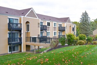 Manchester West in Ann Arbor, MI - Foto de edificio - Building Photo