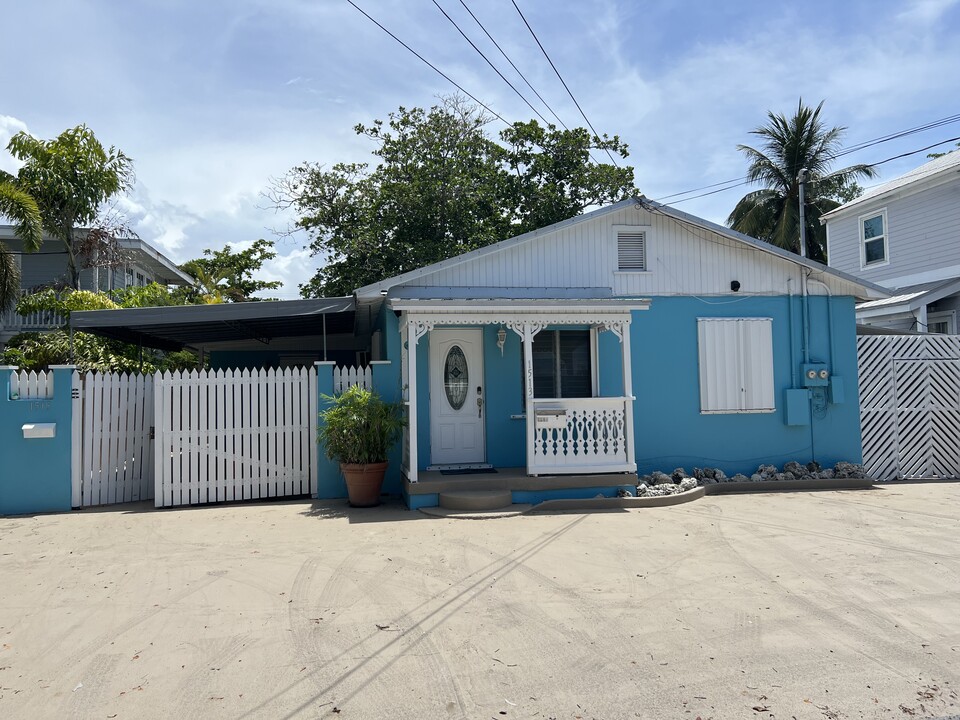 1515 Josephine St in Key West, FL - Building Photo