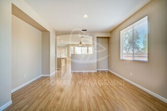 2673 Honeysuckle Dr in Lincoln, CA - Building Photo - Building Photo