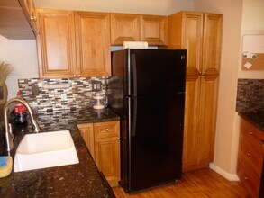8261 Severn Dr-Unit -B in Boca Raton, FL - Building Photo - Building Photo