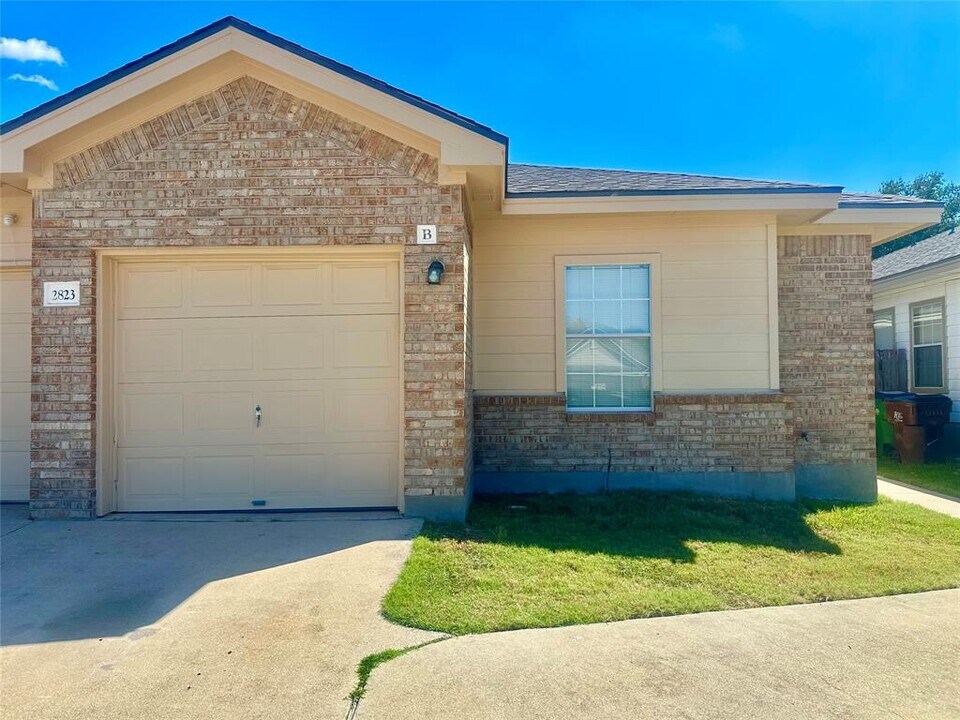 2823 Southampton Way in Round Rock, TX - Building Photo