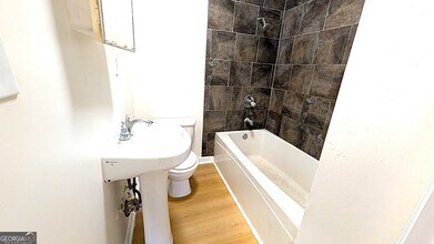 1917 Baker Rd NW in Atlanta, GA - Building Photo - Building Photo