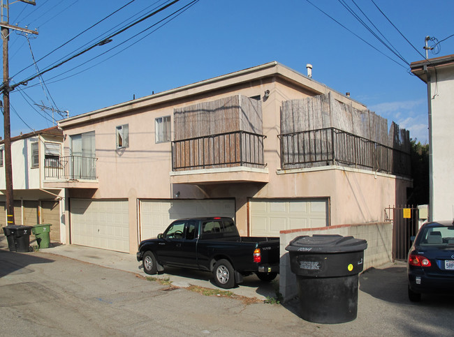 1026 Grant St in Santa Monica, CA - Building Photo - Building Photo