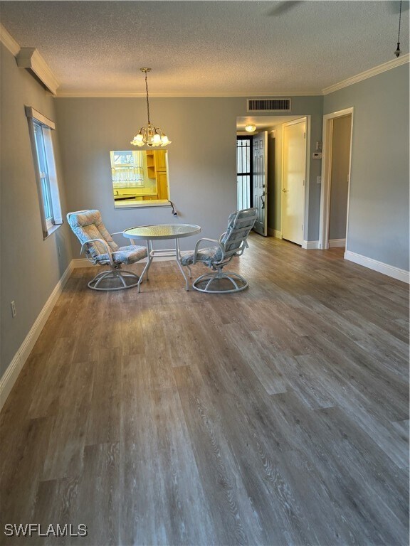 property at 201 Quail Forest Blvd