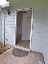 1115 Swallow Dr NE in Salem, OR - Building Photo - Building Photo