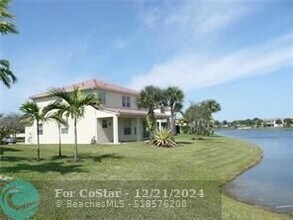 4681 SW 131st Terrace in Miramar, FL - Foto de edificio - Building Photo