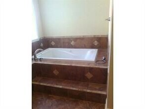 3296 Myrtle St in Atlanta, GA - Building Photo - Building Photo