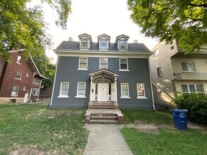 1972 Indianola Ave in Columbus, OH - Building Photo - Building Photo