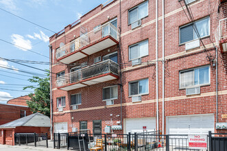 8713 52nd Ave in Flushing, NY - Building Photo - Building Photo