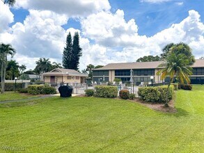244 Pebble Beach Cir in Naples, FL - Building Photo - Building Photo