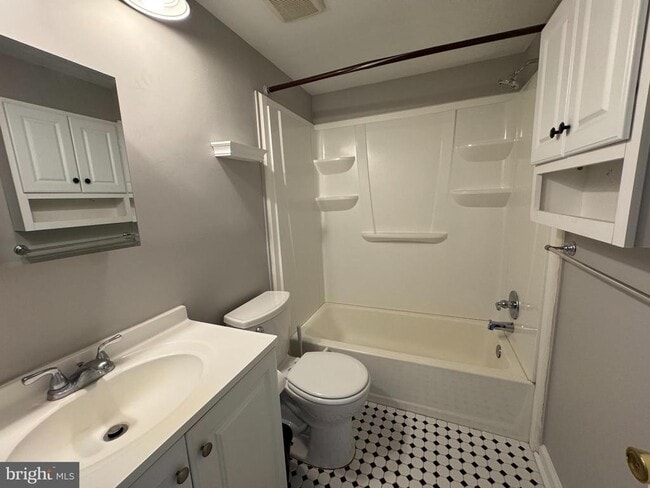 property at 12044 Abby Rd