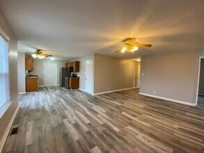 428 Filmore Road in Oak Grove, KY - Building Photo - Building Photo