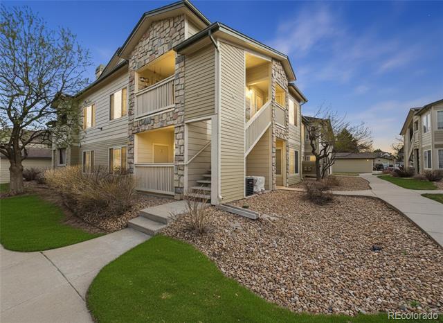 9961 E Idaho Cir in Aurora, CO - Building Photo