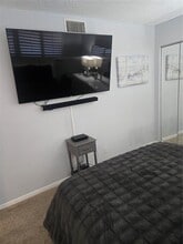 5633 La Puerta Del Sol Blvd S in St. Petersburg, FL - Building Photo - Building Photo