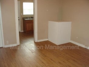 246 Ferrill St in Savannah, GA - Building Photo - Building Photo