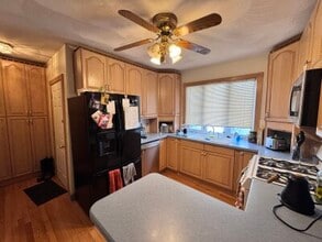 96 Conwell Ave, Unit 1 in Somerville, MA - Building Photo - Building Photo