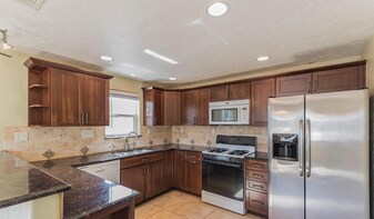 410 E Waverly St in Tucson, AZ - Building Photo