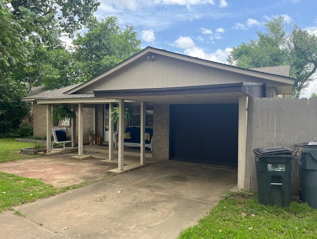 15083 S Waco Ave in Glenpool, OK - Building Photo - Building Photo