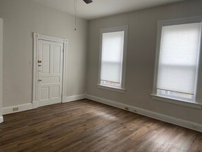 324 Fairfield Ave in Bellevue, KY - Building Photo - Building Photo