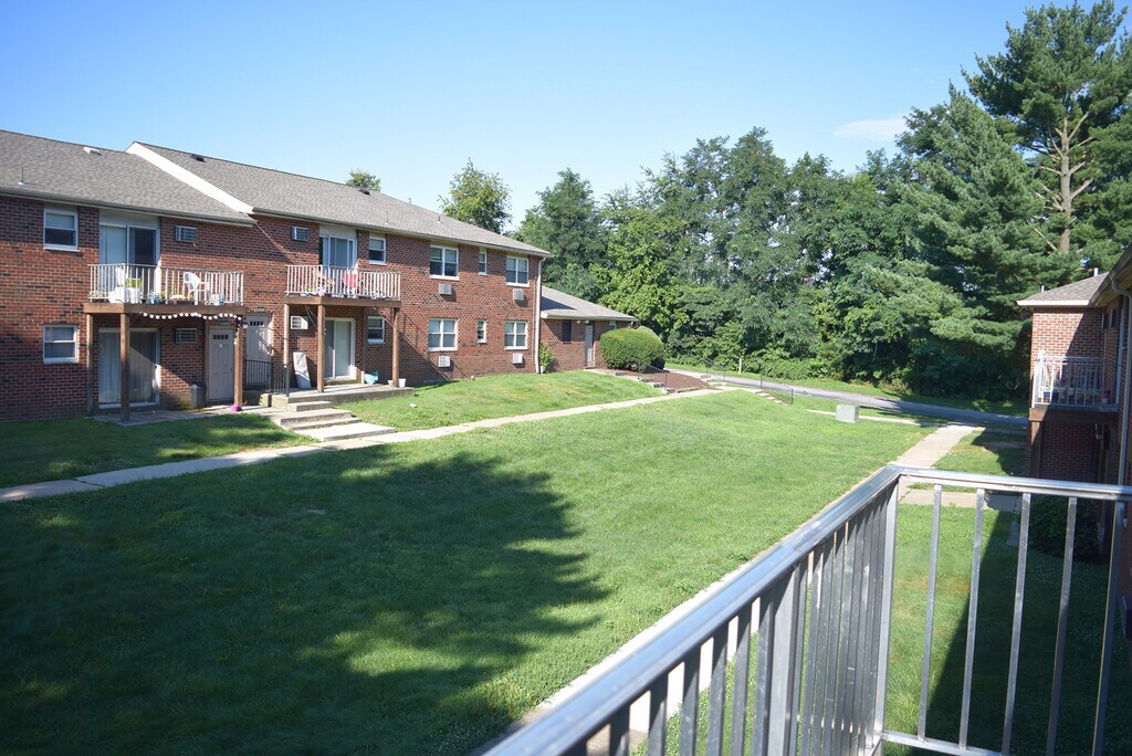 Pine Hill Apartments in Elkton, MD