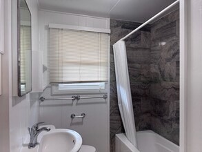 4168 Puu Panini Ave in Honolulu, HI - Building Photo - Building Photo