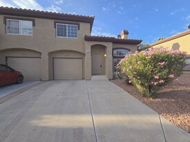 693 Ambling Gait Ave in Henderson, NV - Building Photo
