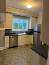 783 Potomac Ave, Unit Lower unit in Buffalo, NY - Building Photo - Building Photo