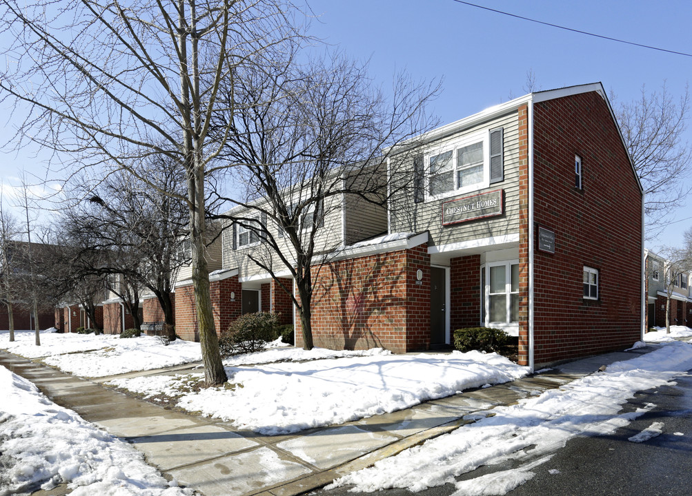 Chestnut Homes in Passaic, NJ - Building Photo