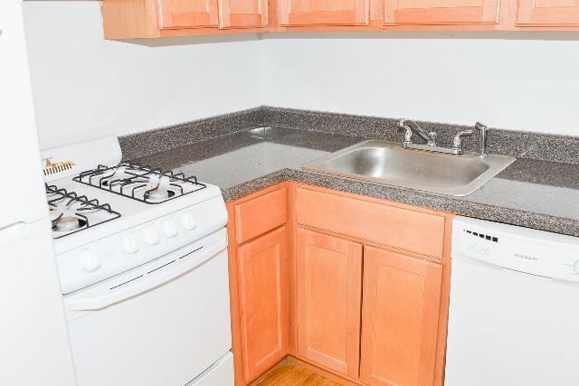 742 W Belmont Ave in Chicago, IL - Building Photo - Building Photo