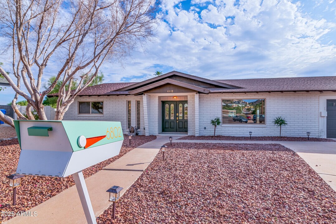 6802 N 22nd Pl in Phoenix, AZ - Building Photo