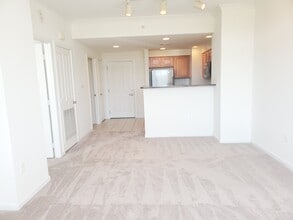 4480 Market Commons Dr in Fairfax, VA - Building Photo - Building Photo