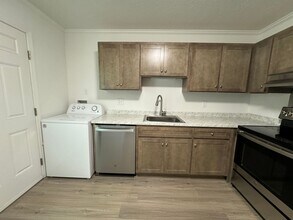 226 Mayberry Ave in Mount Airy, NC - Building Photo - Building Photo
