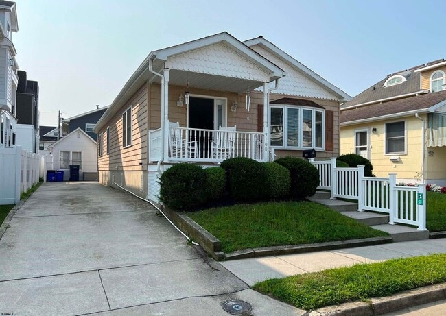 3108 Pacific Ave in Longport, NJ - Building Photo - Building Photo