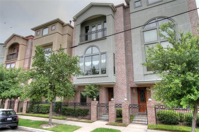 622 Bomar St in Houston, TX - Building Photo - Building Photo
