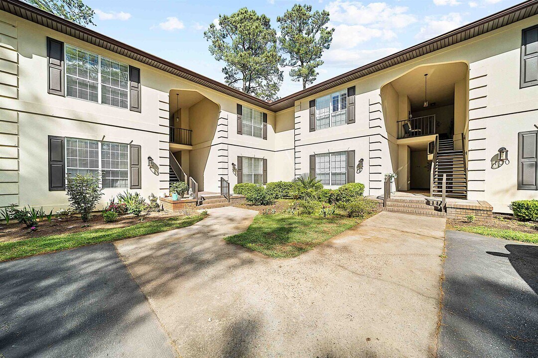 105 Pipers Ln in Myrtle Beach, SC - Building Photo