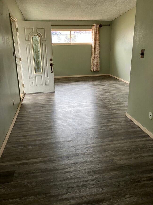 3706 Clairemont Mesa Blvd in San Diego, CA - Building Photo - Building Photo