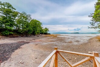 87 Sunset Cove Rd in Harpswell, ME - Foto de edificio - Building Photo