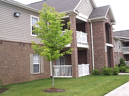 Stonebridge Apartments in Columbia, TN - Building Photo