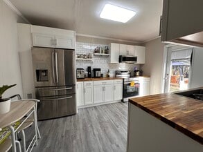 3704 Riviera Rd in Columbia, SC - Building Photo - Building Photo