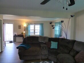 530 Oakwood St in Springdale, PA - Building Photo - Building Photo